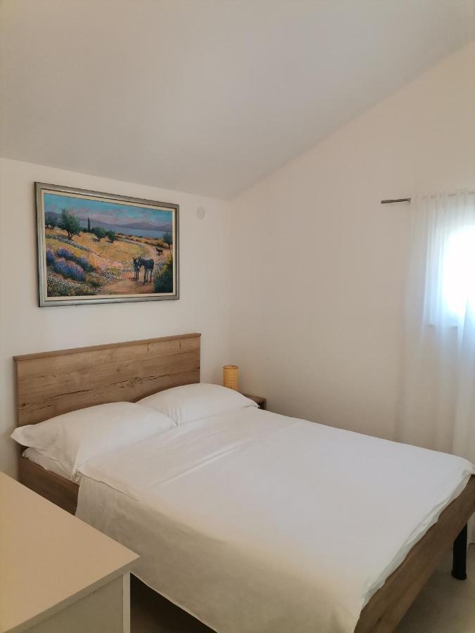 Holiday Batarelo Trogir Exterior foto